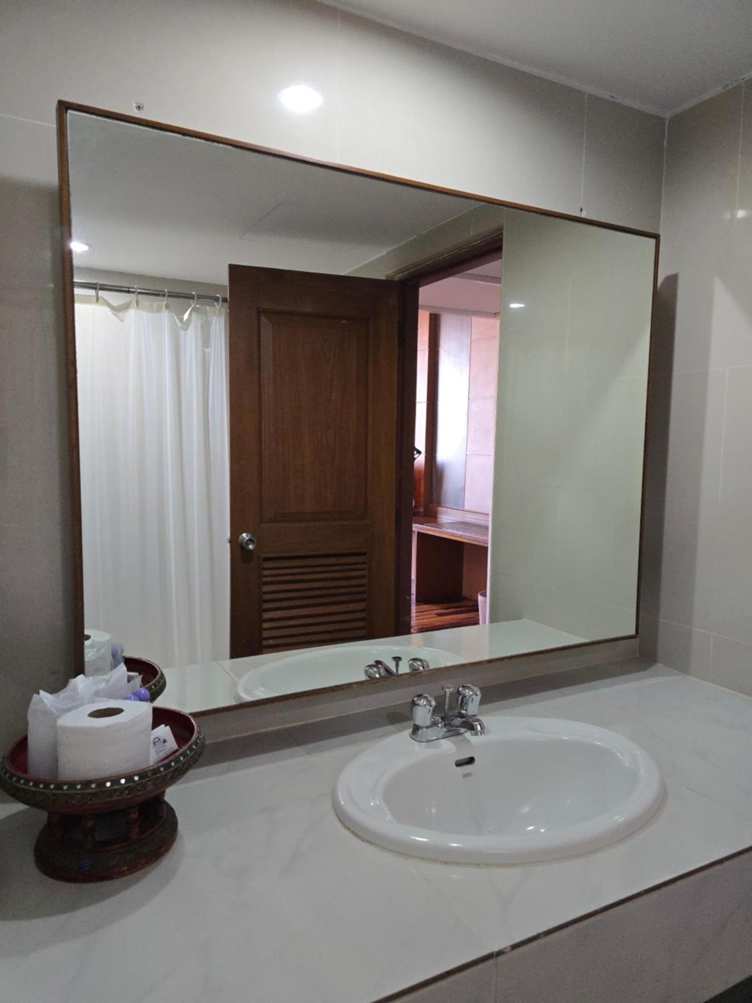 Chiang Mai Phucome Hotel Екстер'єр фото